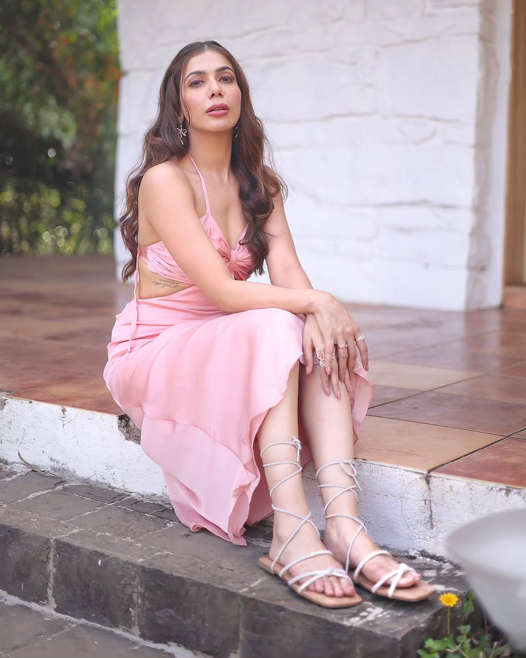 All tangled up tie flats up silver